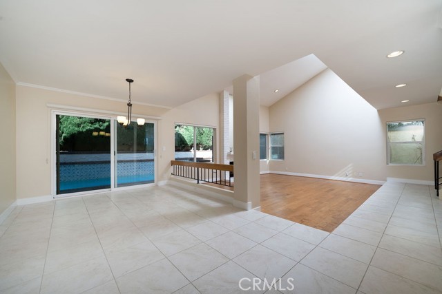 Detail Gallery Image 17 of 33 For 34 Columbus, Irvine,  CA 92620 - 4 Beds | 2/1 Baths