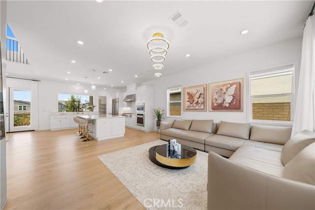 270 Sora, Irvine CA: https://media.crmls.org/medias/a43c6204-0bf1-4a07-b164-e3f8a44a1f3e.jpg