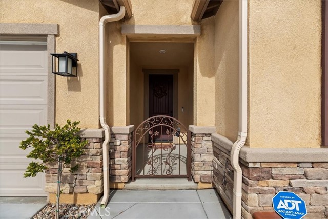 Detail Gallery Image 5 of 56 For 25858 Oak Springs Ct, Homeland,  CA 92548 - 4 Beds | 2 Baths
