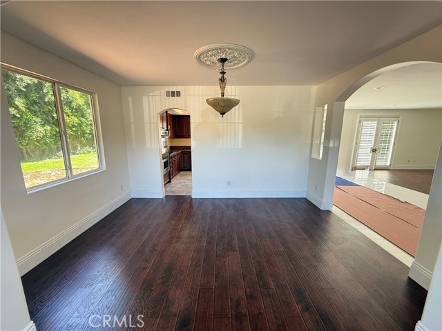 11737 Lois Court, Granada Hills CA: https://media.crmls.org/medias/a43d5125-9949-4ece-960d-367e0c7fa46d.jpg