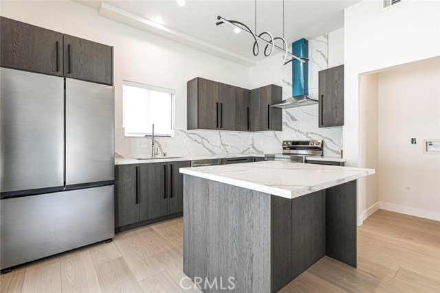 Detail Gallery Image 8 of 34 For 17440 Index St, Granada Hills,  CA 91344 - 3 Beds | 2 Baths
