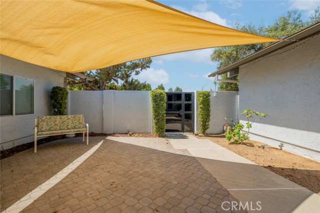 19941 Hiawatha Street, Chatsworth CA: https://media.crmls.org/medias/a43f01db-6f37-4682-b243-c7776c4e1e35.jpg