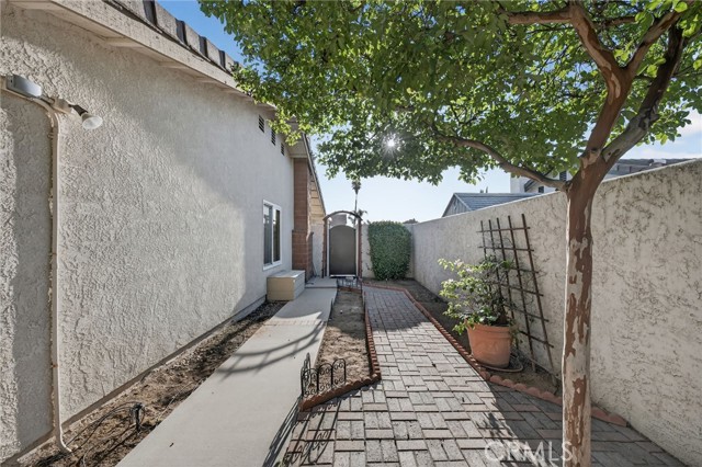 Image 47 of 59 For 13077 Bagatelle