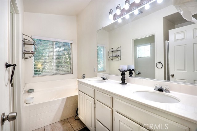Detail Gallery Image 20 of 39 For 3738 Springmount St, Riverside,  CA 92501 - 3 Beds | 2/1 Baths