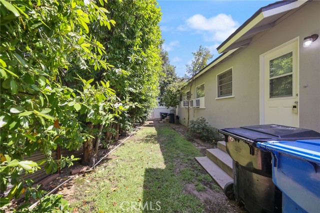 251 E Center Street, Covina CA: https://media.crmls.org/medias/a440850e-50eb-4869-bde0-b701c2ef4232.jpg
