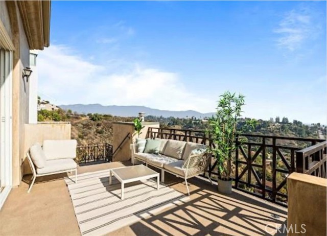 Image 22 of 36 For 2030 Hanscom Drive