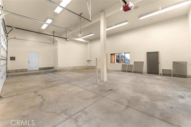 1540 Alderwood Court, Big Bear City CA: https://media.crmls.org/medias/a44395e7-b4e8-4eb9-a49f-f677f01d89cb.jpg