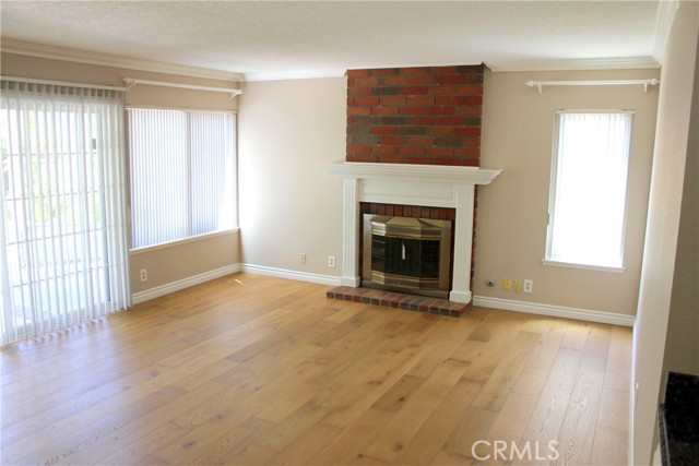 Detail Gallery Image 7 of 29 For 8380 Galaxy Cir, Buena Park,  CA 90620 - 4 Beds | 2/1 Baths