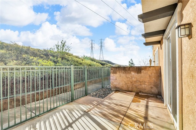 16710 Nicklaus Drive, Sylmar CA: https://media.crmls.org/medias/a4449b9c-dd88-4a0e-af8a-0a08085e1d0d.jpg