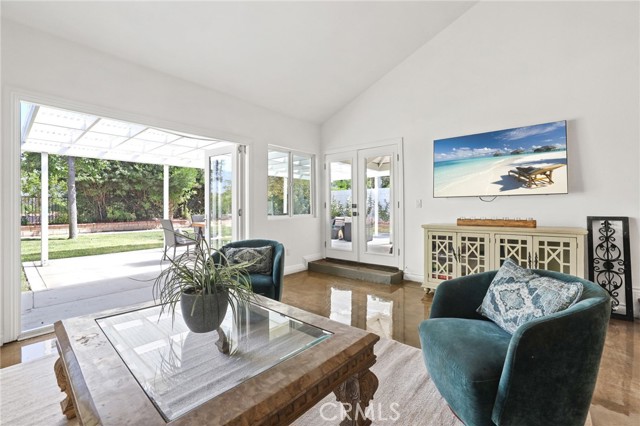 463 S Westridge Circle, Anaheim CA: https://media.crmls.org/medias/a444bf72-c041-4e65-a01d-6edf1934d165.jpg