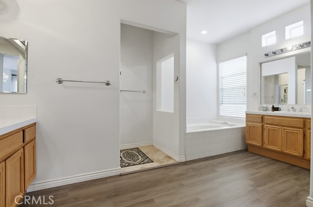 26161 Wyndemere Court, Escondido CA: https://media.crmls.org/medias/a445907a-2013-4820-b071-92d55d3fa32c.jpg