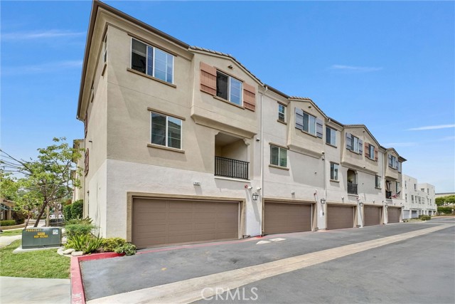 Detail Gallery Image 15 of 19 For 147 Royal Way, Upland,  CA 91786 - 3 Beds | 2/1 Baths