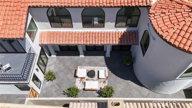 Detail Gallery Image 65 of 68 For 231 via Firenze, Newport Beach,  CA 92663 - 3 Beds | 3/1 Baths