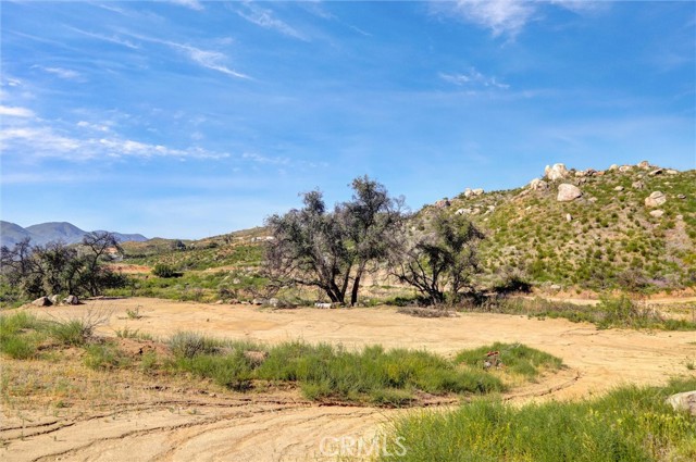 Detail Gallery Image 30 of 52 For 2 Decker Canyon Road, Ortega Mountain,  CA 92530 - – Beds | – Baths