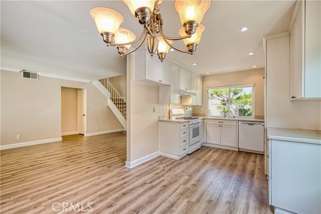 Detail Gallery Image 7 of 28 For 23982 Oswego St, Lake Forest,  CA 92630 - 4 Beds | 2 Baths