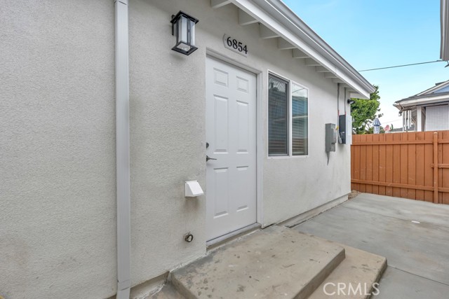 Detail Gallery Image 9 of 69 For 6852 Claire Ave, Reseda,  CA 91335 - – Beds | – Baths