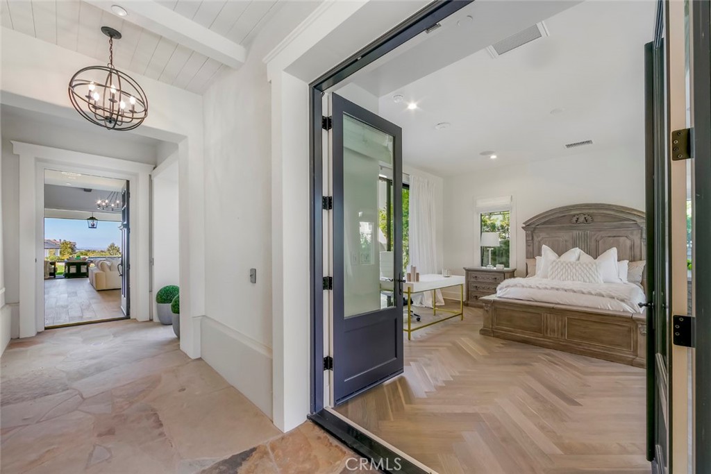 MLS #OC26132164 image #5