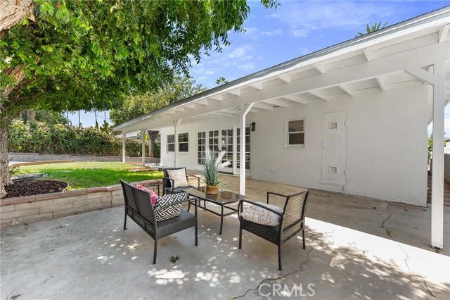 670 E Palm Avenue, Redlands CA: https://media.crmls.org/medias/a44a383a-c010-43f2-a9c5-717e4957806e.jpg