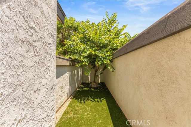 Detail Gallery Image 39 of 39 For 1693 S Heritage Cir, Anaheim,  CA 92804 - 3 Beds | 2 Baths