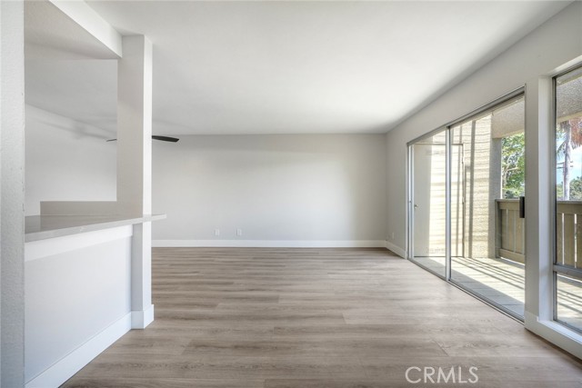 147 W Glaucus, Encinitas CA: https://media.crmls.org/medias/a44a8d96-91f4-4639-be3a-2896e80c6edf.jpg