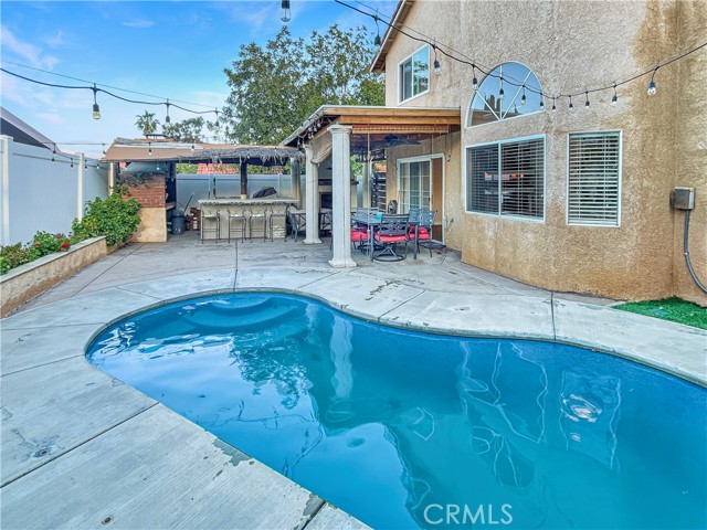 Detail Gallery Image 2 of 20 For 9100 Clay Canyon Dr., Corona,  CA 92883 - 3 Beds | 2/1 Baths