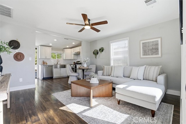 Detail Gallery Image 2 of 27 For 416 Sandercock St, San Luis Obispo,  CA 93401 - 2 Beds | 1 Baths