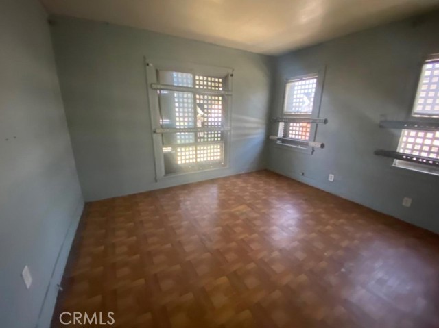 Detail Gallery Image 6 of 7 For 2640 Grand Ave, Huntington Park,  CA 90255 - 3 Beds | 1 Baths