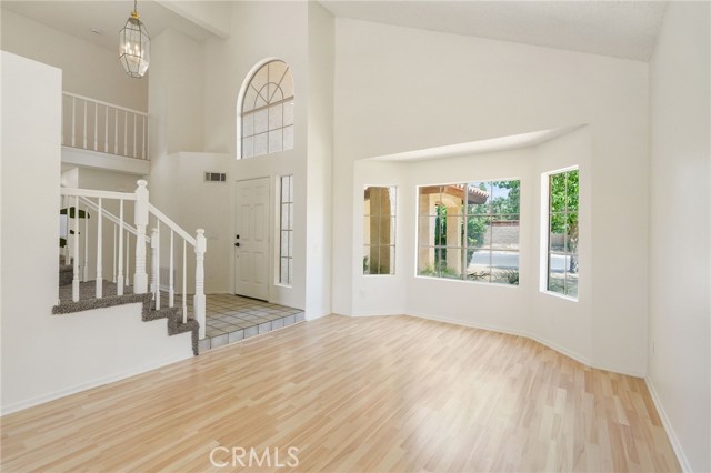 Detail Gallery Image 9 of 24 For 37933 Sweetbrush St, Palmdale,  CA 93552 - 4 Beds | 3 Baths