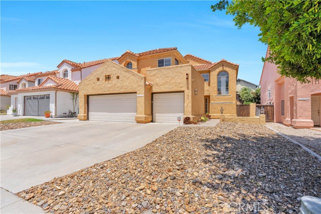 40025 White Leaf Ln., Murrieta CA: https://media.crmls.org/medias/a44f5d50-0a1c-45d0-995b-b1aa5ea6a2f1.jpg
