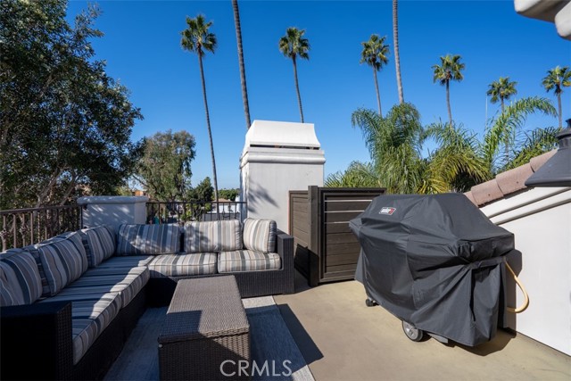 Detail Gallery Image 31 of 37 For 500 Goldenrod Ave, Corona Del Mar,  CA 92625 - 3 Beds | 2/1 Baths