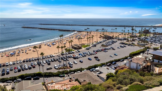 3116 Breakers Drive, Corona del Mar CA: https://media.crmls.org/medias/a45148ca-4544-48b9-b24b-32c0ab05cb1f.jpg