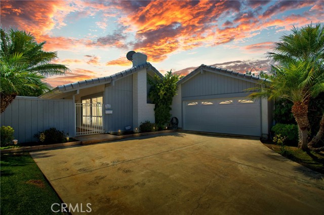 Detail Gallery Image 1 of 1 For 3460 San Marino Cir, Costa Mesa,  CA 92626 - 4 Beds | 2 Baths