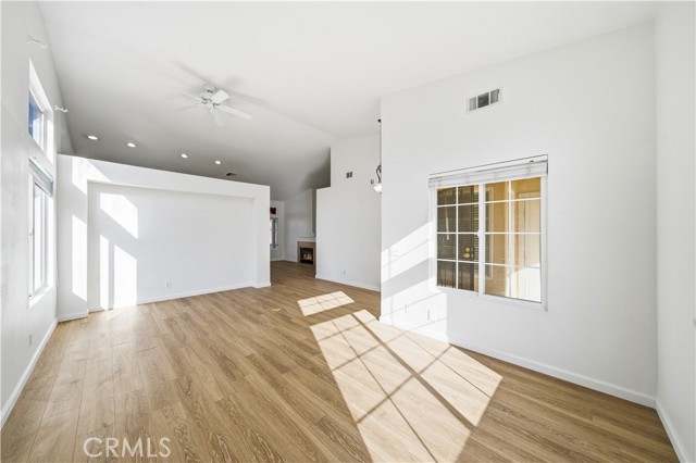 Detail Gallery Image 13 of 52 For 32594 Strigel Ct, Temecula,  CA 92592 - 4 Beds | 2 Baths