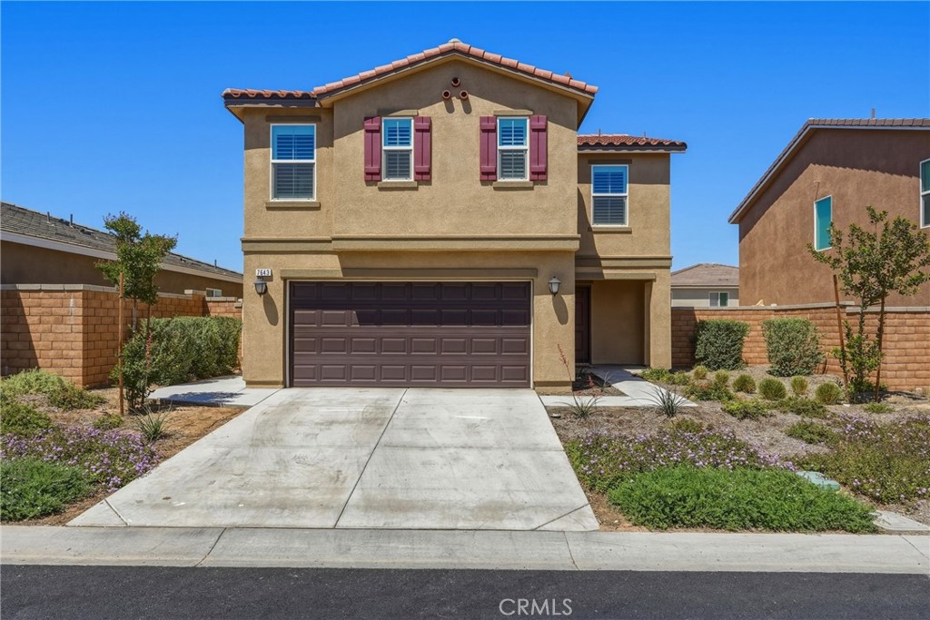 7643 Rubyred Glen