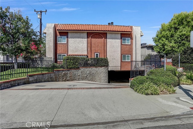 419 Fairview Avenue, D