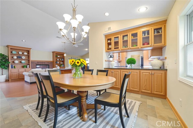 4431 Knox Avenue, Rosamond CA: https://media.crmls.org/medias/a454481a-b9aa-4810-94ea-c73f7ad0377f.jpg