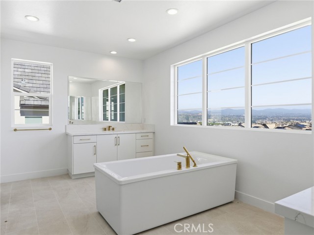 Detail Gallery Image 24 of 41 For 27558 Juniper Ln, Valencia,  CA 91381 - 5 Beds | 4/1 Baths