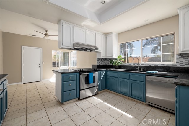 23570 Brook Drive, Canyon Lake CA: https://media.crmls.org/medias/a4549118-fb20-46ef-a3fe-8f960fb69955.jpg