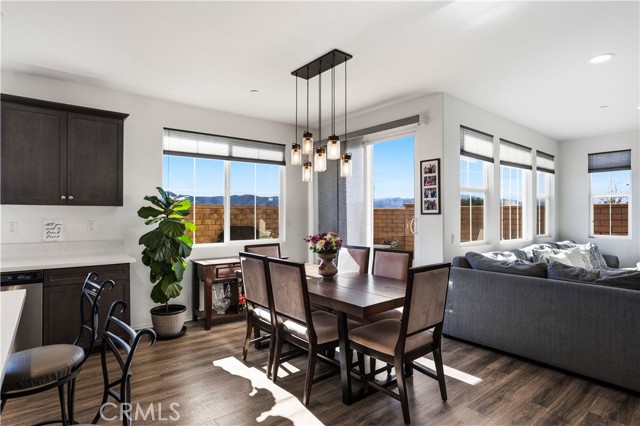 Detail Gallery Image 14 of 54 For 41489 Winterberry, Murrieta,  CA 92562 - 4 Beds | 2/1 Baths