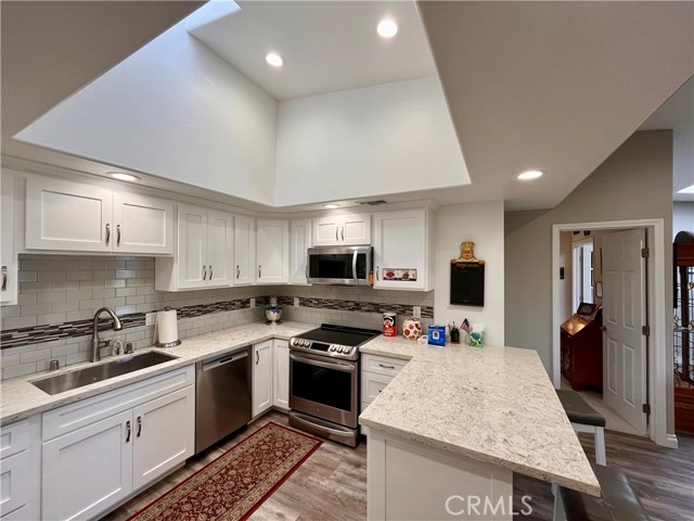 13261 Southport Ln., M8-184I, Seal Beach CA: https://media.crmls.org/medias/a455b8fa-6243-4d7a-8eb5-2fb4bb2710c3.jpg
