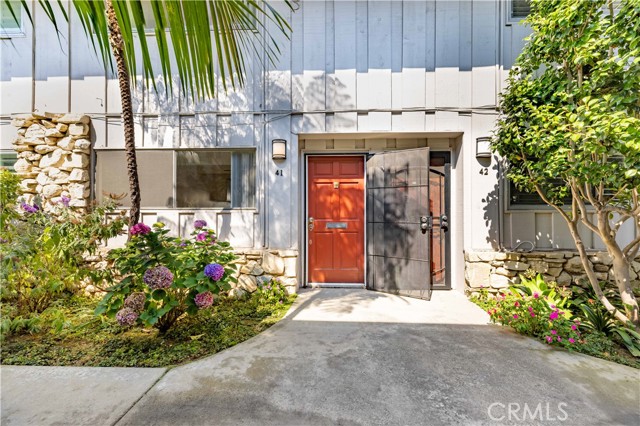 Detail Gallery Image 4 of 20 For 4040 Grand View Bld #41,  Los Angeles,  CA 90066 - 2 Beds | 1/1 Baths