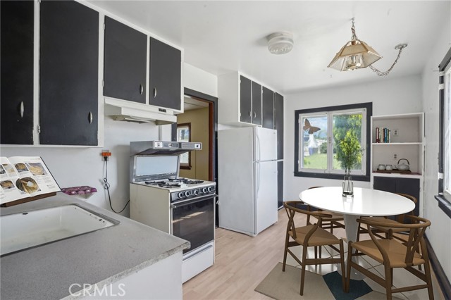 Detail Gallery Image 3 of 15 For 1385 Turquoise Ave, Mentone,  CA 92359 - 2 Beds | 1 Baths