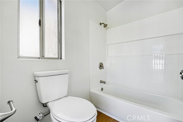 Detail Gallery Image 13 of 29 For 11897 Graham St, Moreno Valley,  CA 92557 - 3 Beds | 2/1 Baths