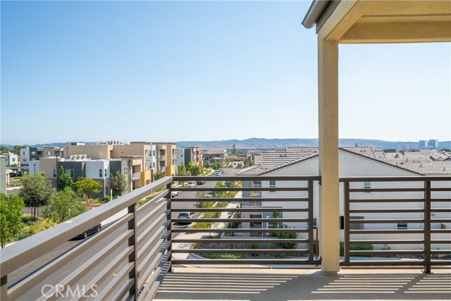 187 yugen, Irvine CA: https://media.crmls.org/medias/a4584ea1-256c-4e81-816e-f9747931477c.jpg