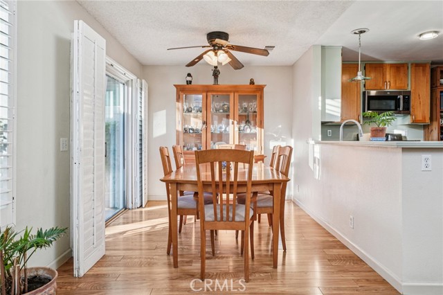 Detail Gallery Image 5 of 24 For 1130 Portofino Ct #103,  Corona,  CA 92881 - 3 Beds | 2/1 Baths