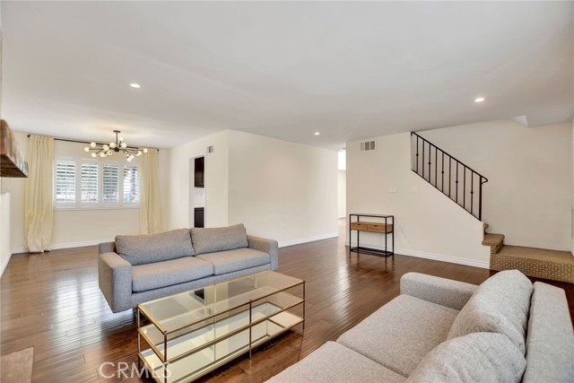 Detail Gallery Image 9 of 39 For 454 Mount Carmel Dr, Claremont,  CA 91711 - 4 Beds | 2/1 Baths