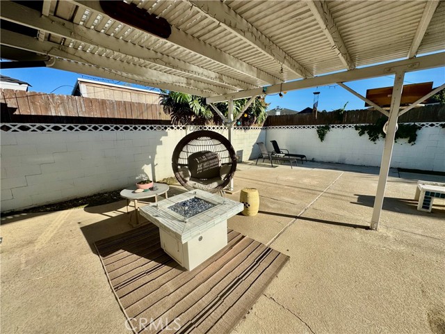 Detail Gallery Image 10 of 11 For 7552 Rhine Dr, Huntington Beach,  CA 92647 - 3 Beds | 2 Baths