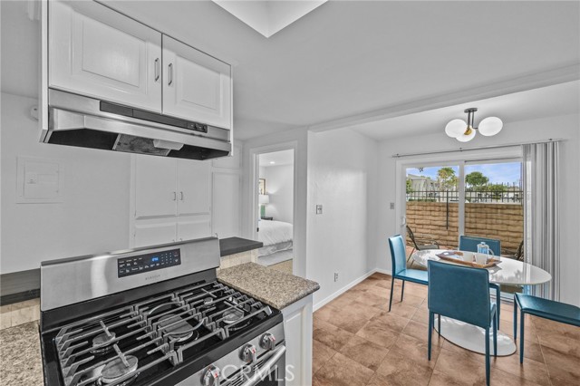 Detail Gallery Image 10 of 28 For 13722 Red Hill Ave #71,  Tustin,  CA 92780 - 1 Beds | 1 Baths