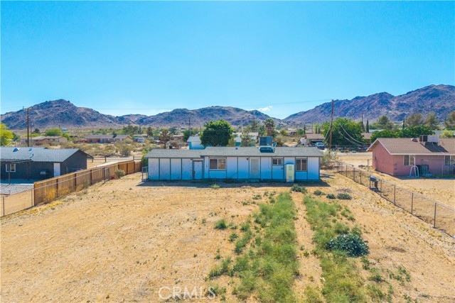 Detail Gallery Image 32 of 38 For 4805 Avenida La Mirada, Joshua Tree,  CA 92252 - 3 Beds | 2 Baths