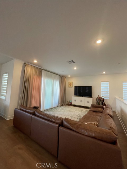 Detail Gallery Image 9 of 15 For 121 Proctor, Irvine,  CA 92618 - 3 Beds | 2 Baths